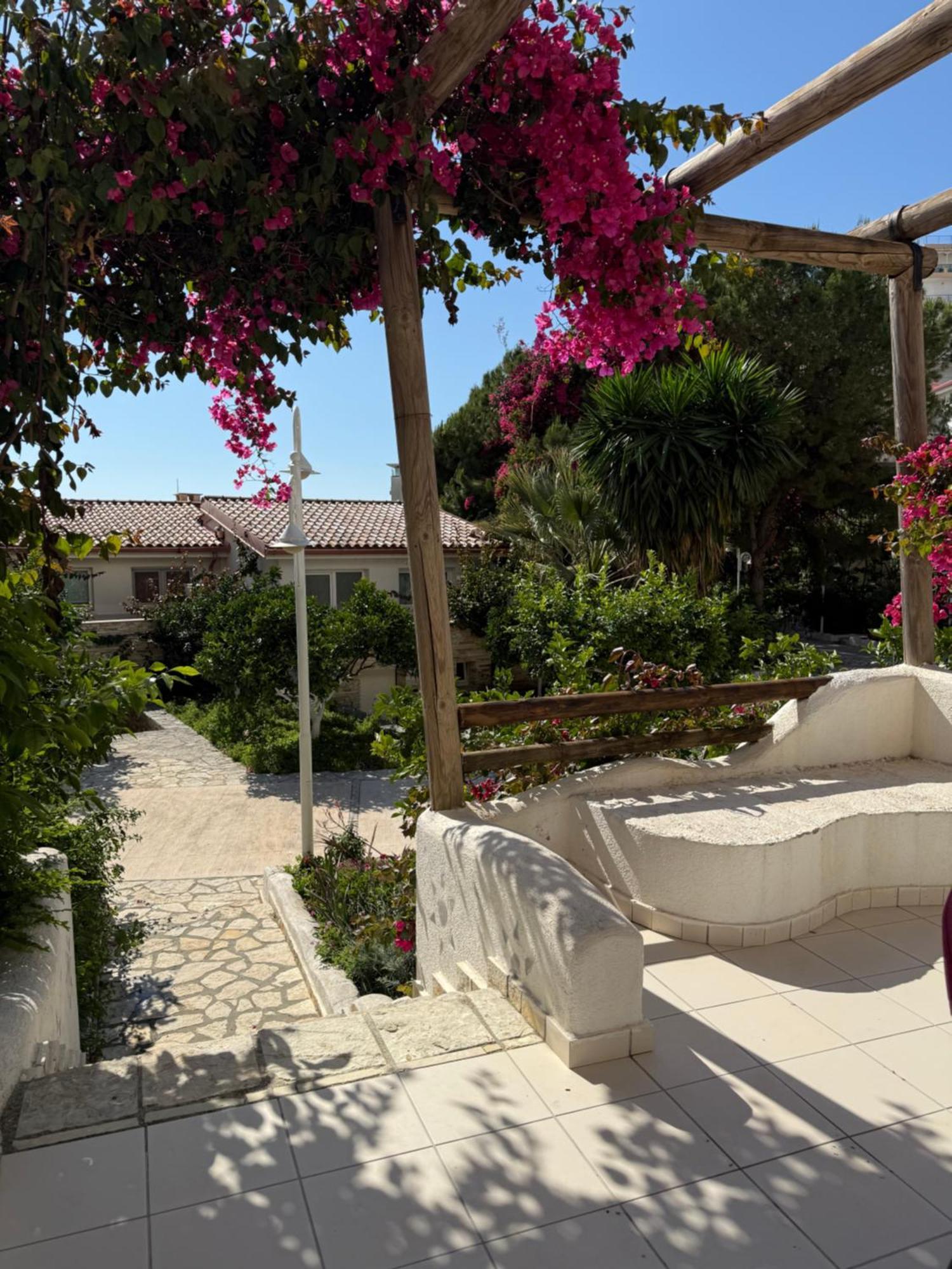 Bellavista Apartments Bougainville Bay Σαράντα Εξωτερικό φωτογραφία
