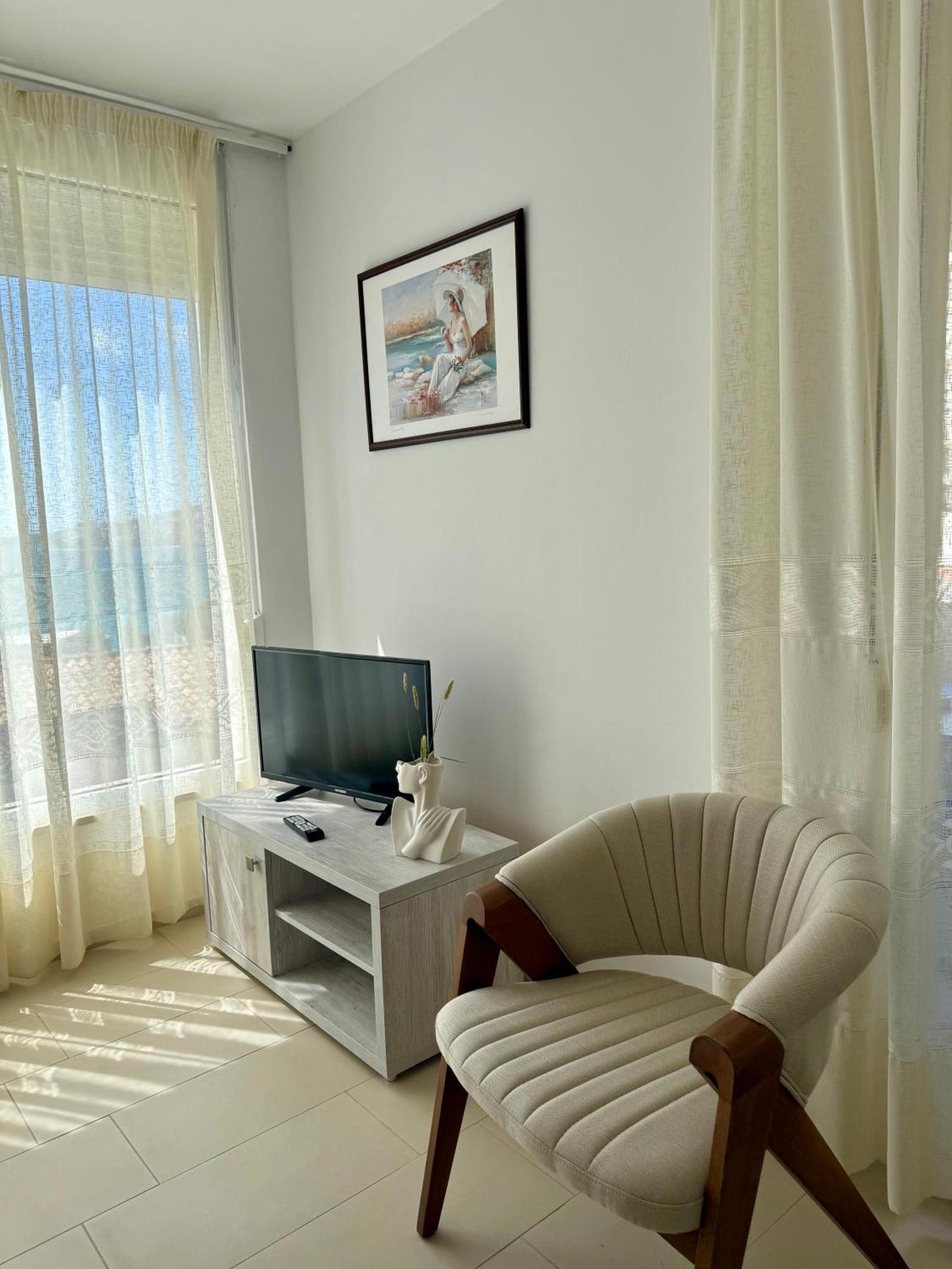 Bellavista Apartments Bougainville Bay Σαράντα Εξωτερικό φωτογραφία